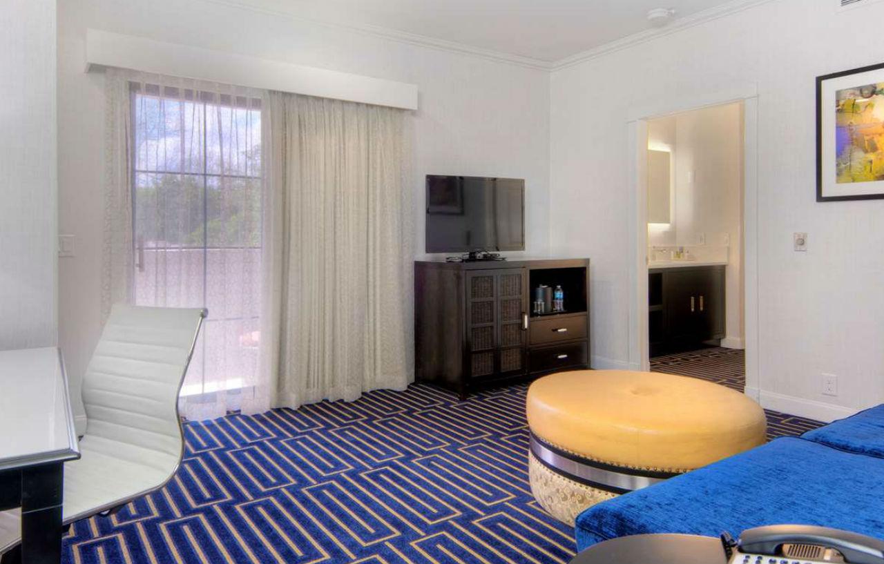 Best Western Plus Palm Court Hotel Davis Kültér fotó