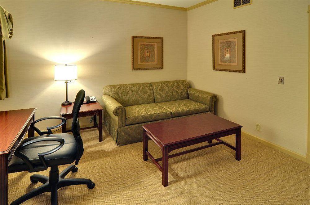 Best Western Plus Palm Court Hotel Davis Kültér fotó