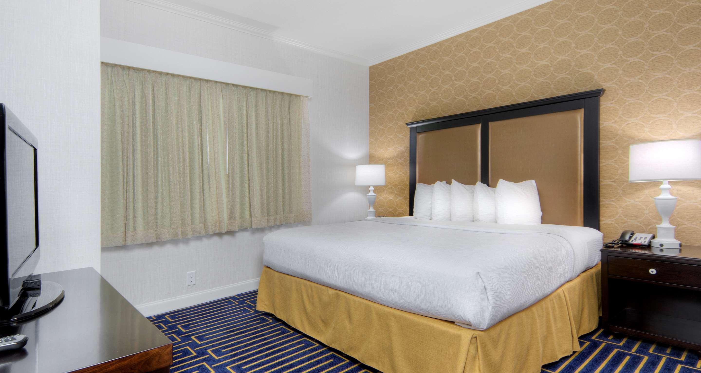 Best Western Plus Palm Court Hotel Davis Kültér fotó