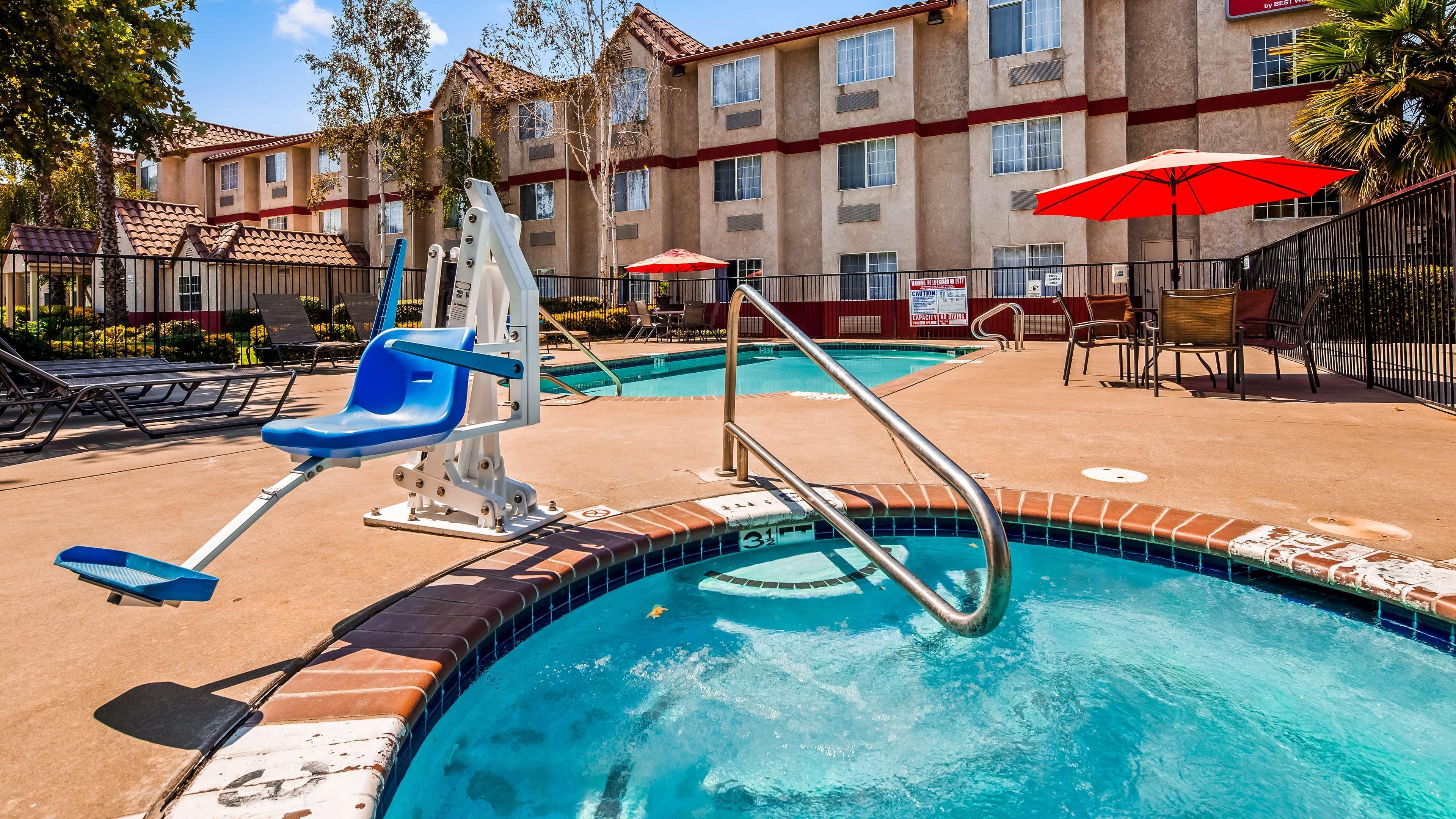 Best Western Plus Palm Court Hotel Davis Kültér fotó