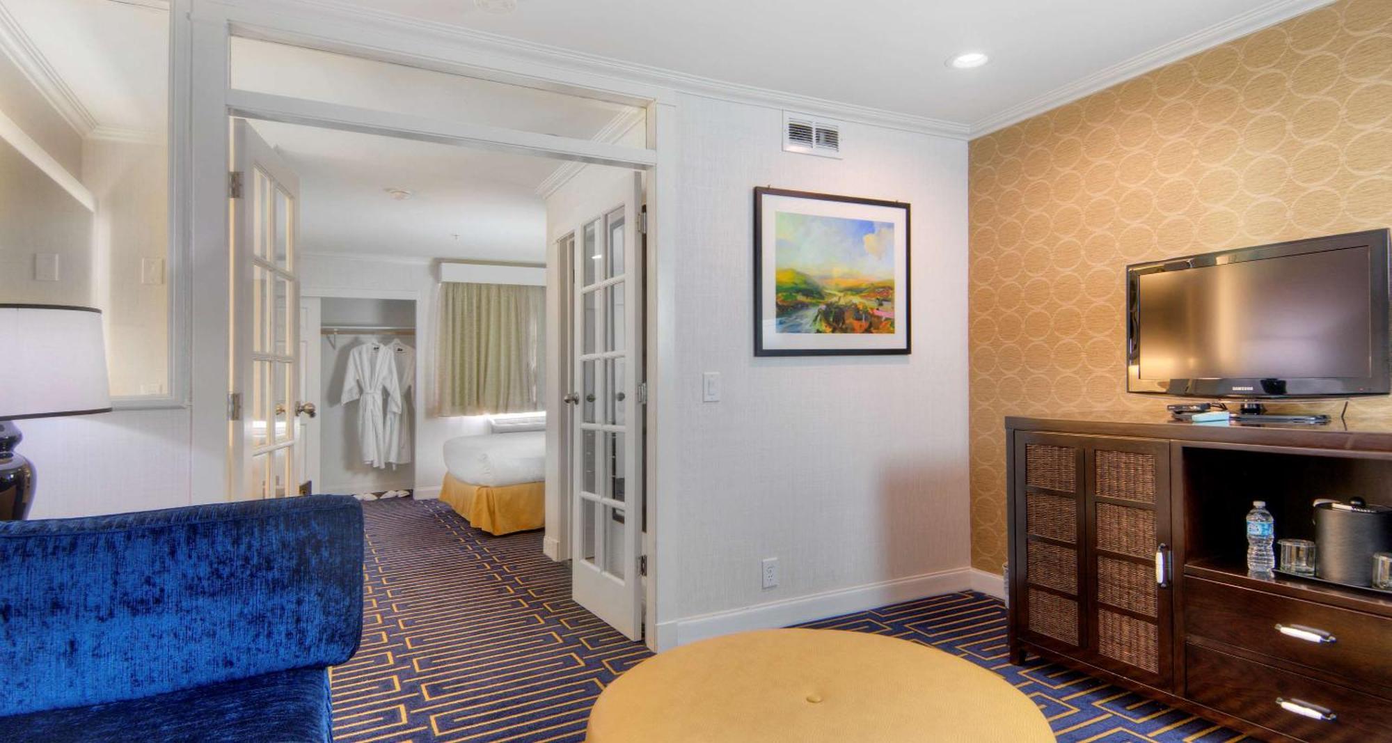 Best Western Plus Palm Court Hotel Davis Kültér fotó